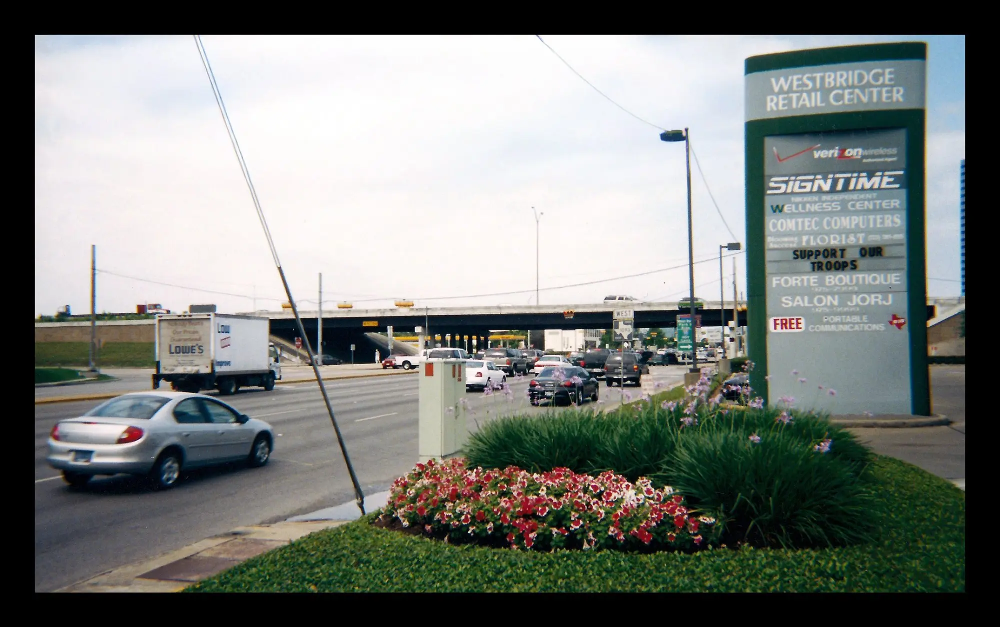 Beltway location storefront